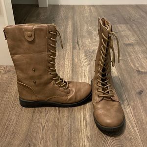 NWOT! Brand new never used, tan combat boots